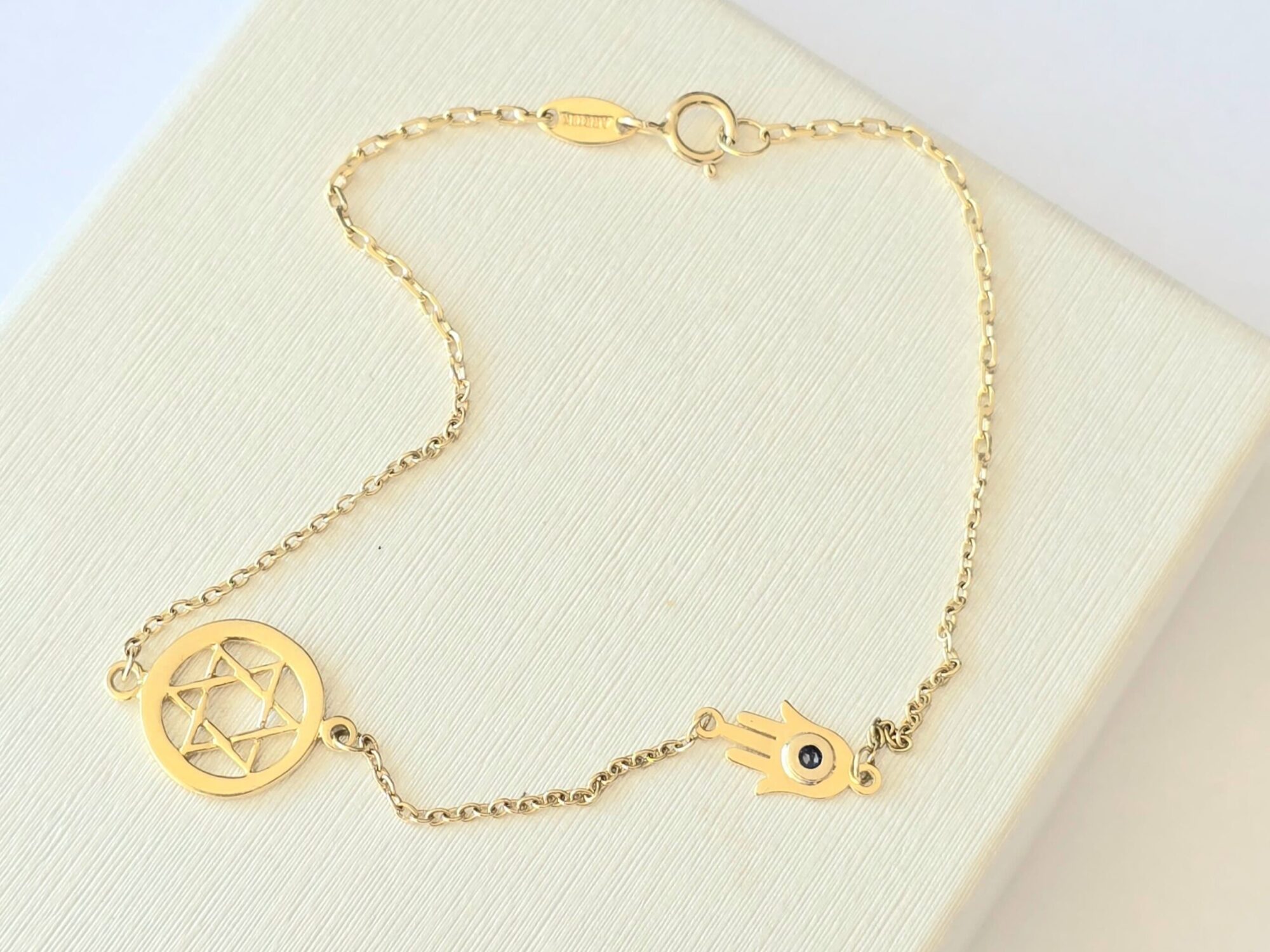 Mano Estrella Oro Amarillo