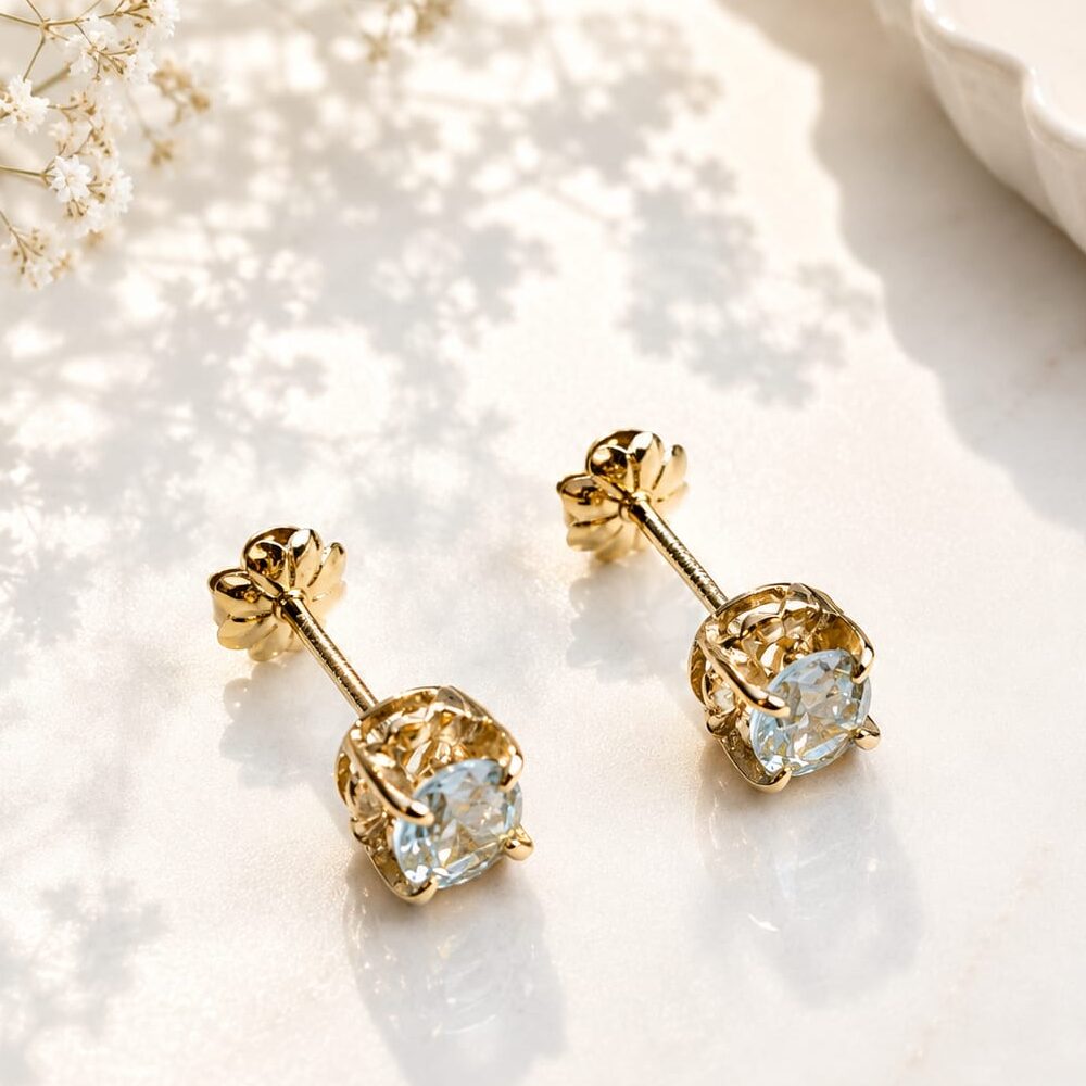 Aros chaton italiano aguamarina 4 mm 0.7 grs Oro 18k